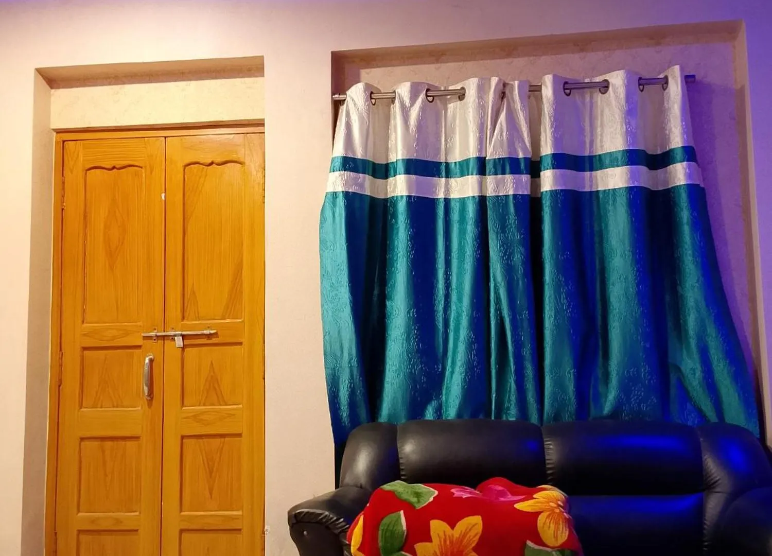 Hr Paying Guest House Varanasi