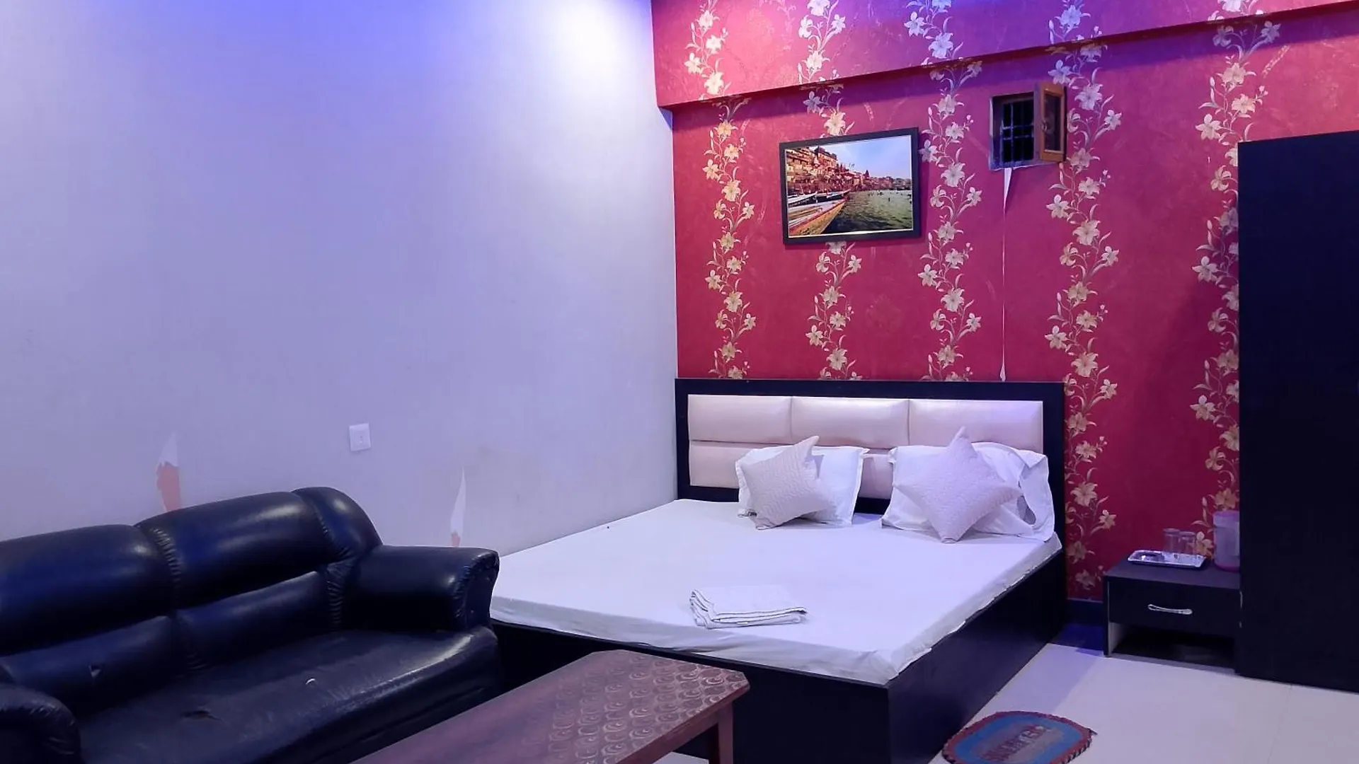 Hr Paying Guest House Varanasi India